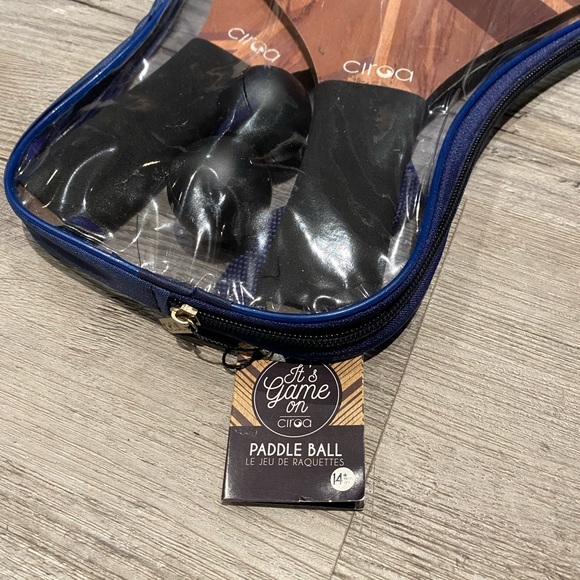 Ciroa It’s Game On Paddle Ball Set Brand New - Picture 3 of 3